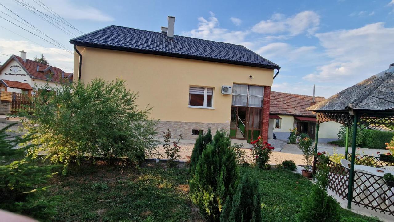 Inna Apartman Heviz Luaran gambar