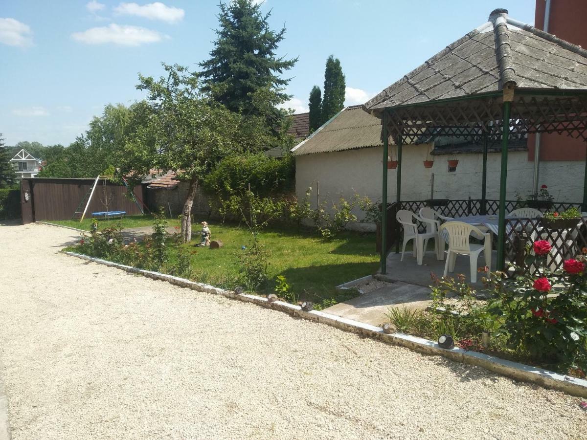 Inna Apartman Heviz Luaran gambar